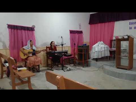 *Claudia González en iglesia Filadelfia triunfante de San Bernardo Chaco Argentina*