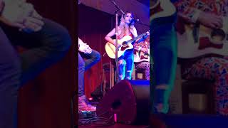 Worth the Wait - Lindsay Ell (The Bluebird Cafe - Bush Hall 08/10/2017)