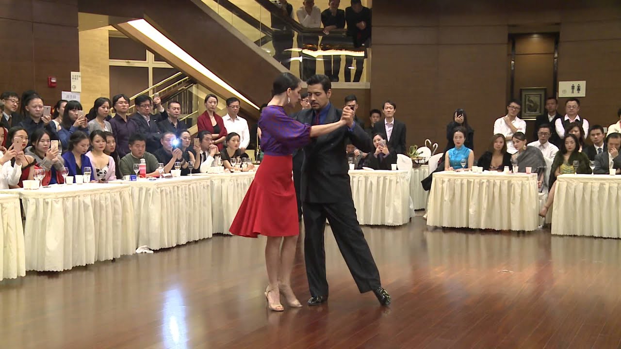 Video thumbnail for Amanda & Adrian Costa