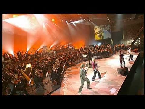 Scorpions - Moment of Glory - 01. Hurricane 2000