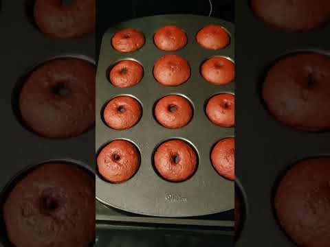 simple cake mix doughnuts #sweettreats #doughnuts