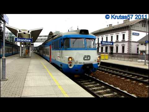 ČD 451.061+062 - Os2522, Strančice, 16.2.2011