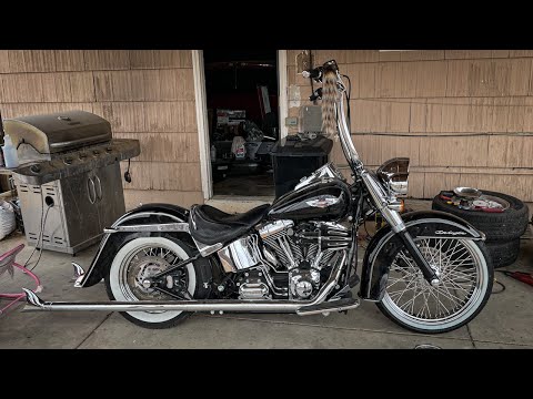 Progressive Drop In Kit & 21\" DNA 60 Spoke Install on Softail Deluxe