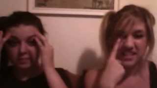 Volver a Disfrutar - El Canto del Loco - Vídeoclip Ana y Marina