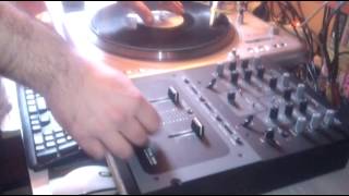 DJ DOOBIE FREESTYLE SCRATCH ROUTINE 2 2015