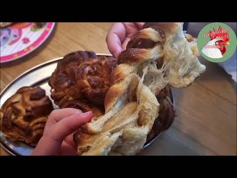 Αφράτα ρολάκια - ψωμάκια κανέλας με τη μικρή Έλενα