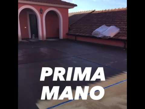 Grumo sotto il dolore orecchie e il collo Tira articolazioni