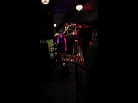 Alex Bærendsen & Kristina Bærendsen - Sum Ein Roykur (Live)