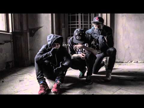 Video thumbnail for Dress (Białas, Tomb Diss / SB Maffija)