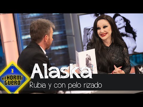 Pablo Motos descubre el mayor secreto de Alaska: "Soy rubia y tengo el pelo rizado" - El Hormiguero
