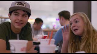 Eighth Grade (2018) - Shopping center scene video