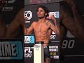 Flyweight title challenger Alexandre Pantoja makes weight at 125 pounds ⚖️  #shorts