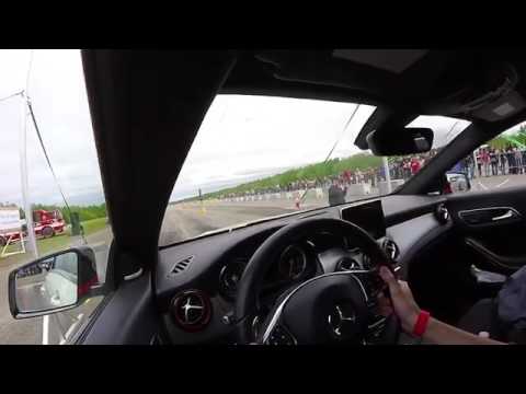 Mercedes CLA45 AMG Vs golf R