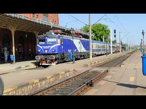 Tren IR1751 Bucuresti Nord - Suceava intra in statia Suceava cu 41-0359-0 - 15.07.2021