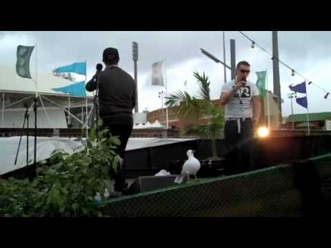 Heaps Decent- Icey: 2011 Parklife Performance