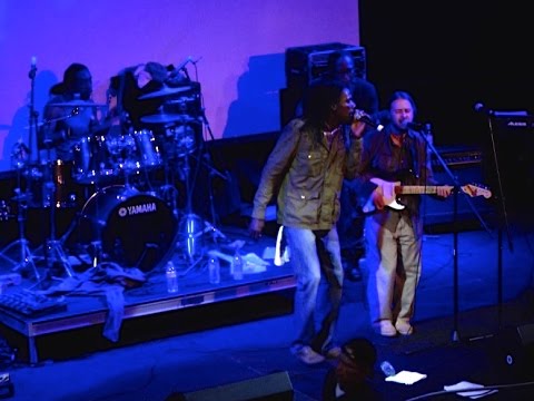 Kenyatta Hill ft. Christos DC - Jah Is My Friend Live at Mateel Center