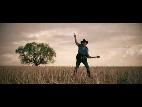 Lee Kernaghan - Outback Club Reunion (Official Music Video)