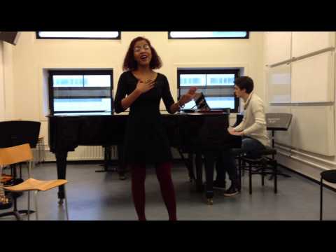 Ayo Amor - Jeandrelyse Isenia