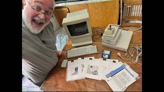 It's FINALLY Here - Apple IIgs - Unboxing Like It's 1986 - 16bit Vintage Computing Steve Woz & Jobs