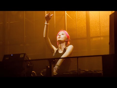 DJ SALLY LIVE SET@Tiger Club Surabaya