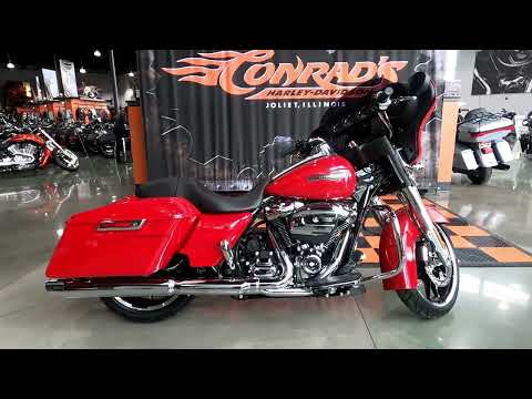 2023 Harley-Davidson Street Glide® in Shorewood, Illinois - Video 1
