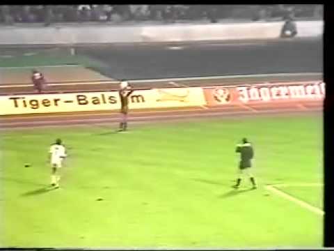 CWC-1983/1984 1 FC Koln - Ujpest FC 4-2 (02.11.1983)