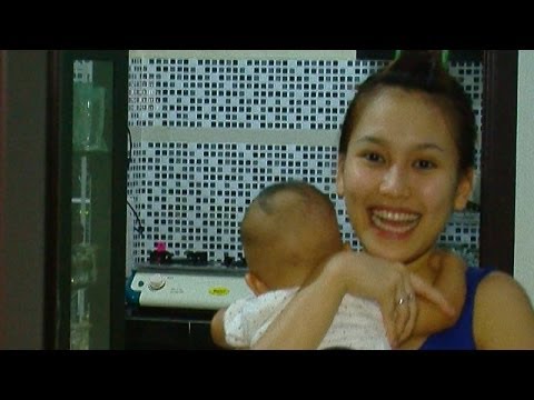 Cara Ayu Ting Ting Bahagiakan Sang Anak - Seleb On Cam 21 Mei 2014