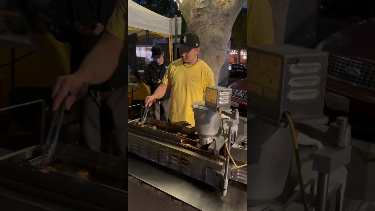 Making Tiny Donuts #donuts #donut #donutlovers