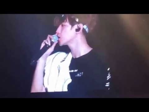 160930 Fans singing Happy Birthday to Yixing  at EXO'rDIUM in Hangzhou