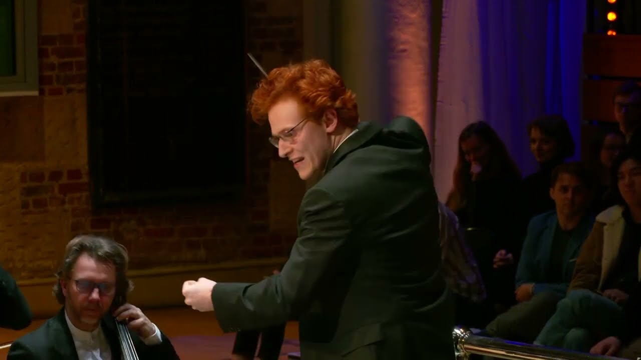 Edvard Grieg: In the Hall of the Mountain King // Nicol&ograve; Foron & London Symphony Orchestra - YouTube