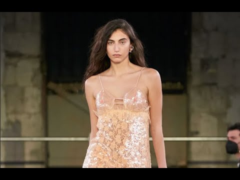 BOTTEGA VENETA Fall 2022 Milan - CNMI