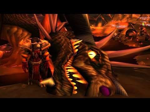 🔥 Tanking ONYXIA in Classic WoW 🐲🔥