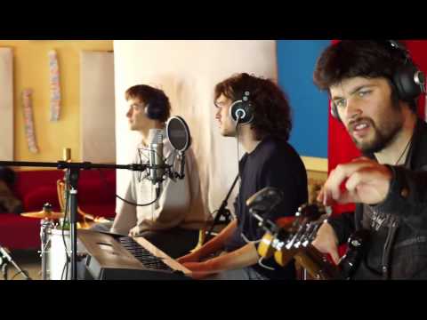 Runaways Sessions Season I, Ep. IV - Miki Solus (teaser)