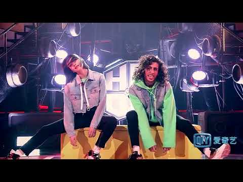 Victoria (SM-fx) dance in "HOT BLOOD DANCE"+" ROOF on fire"+HAPPY CAMP"  mix