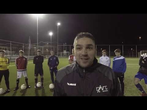 Voetballen met Moussa Kalisse