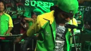 Download lagu Via Vallent - Don't Worry (SERA LIVE IN JAKEN) mp3