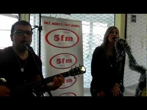 5 FM vo market TUS Veles - Natasa Malinkova&Dare 23.12.2012 - vtor del