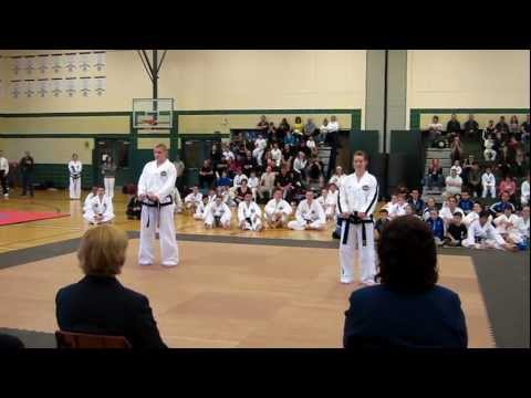 Chon-Ji performed by 2 World Champions - Blackburn vs Gatineau - 2012 ITF Challenge