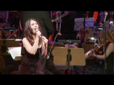 Silvia Vicinelli sings "Broken Vow"