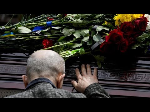 Ουκρανία: Το τελευταίο αντίο στον ακτιβιστή Ρομάν Ρατούσνι