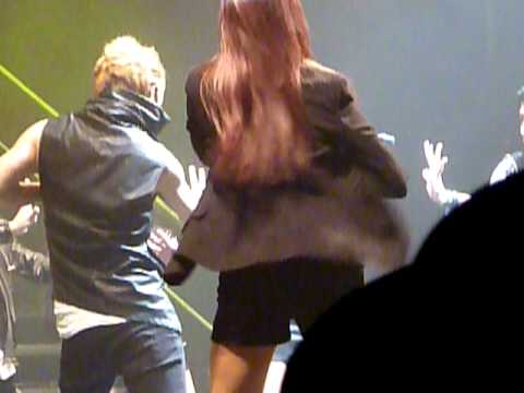 111205 UNITED CUBE IN LONDON - G.NA - I'll Back Off So You Can Live (English Version)
