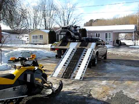 comment monter une moto dans un pick up