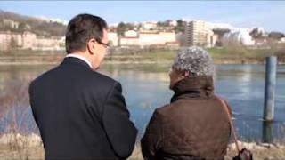 preview picture of video 'Passerelle du Rhône : la première pierre'