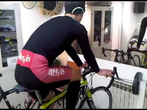 My easy indoor spinning on my Basso Astra bike!
