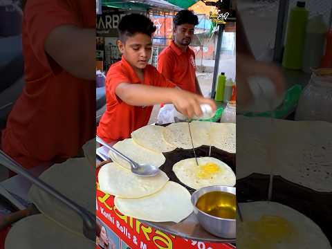 Noida Little Boy Selling Cheapest Double Eggs Chicken Rolls Rs. 50/- Only #noidafood #shorts