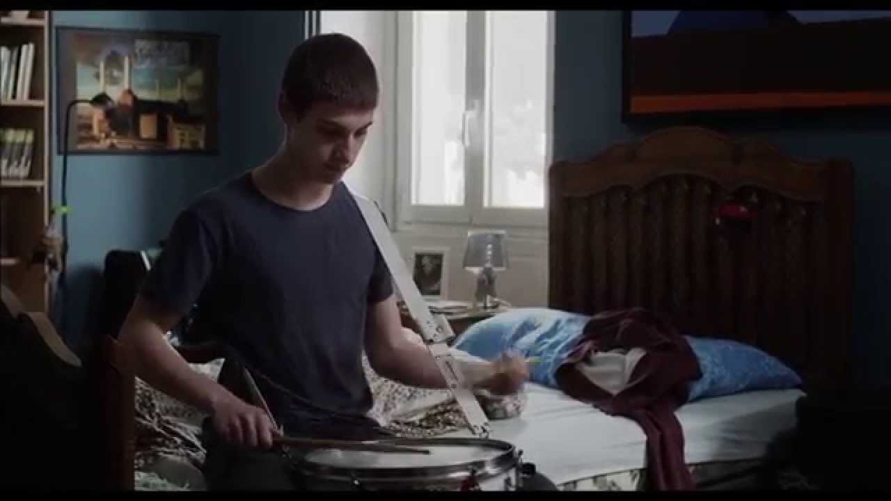 Miniature de la vidéo 17 Anii (Excerpt) du film Age 17