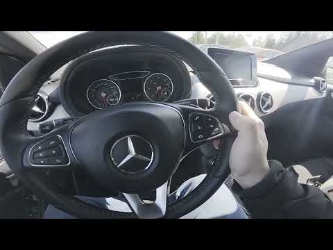 Wie bediene ich die Lenkradtasten beim MERCEDES-BENZ W246 (2011–2018)?