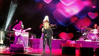 Bonnie Tyler Concert - To Love Somebody