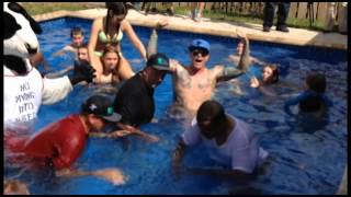 preview picture of video 'Palm Bay, FL Boy Enjoys Pool Party with Vanilla Ice and Friends'