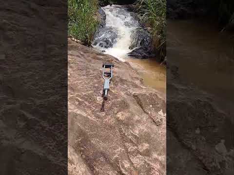 Mostrando essa linda cachoeira na zona rural de Cabo Verde-MG!#minasgeraisbrasil #vidanaroça#fazenda